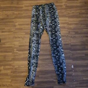 Rue 21 leggings